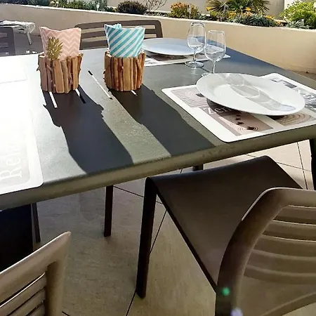 Superbe Vue Et Piscine Apartment