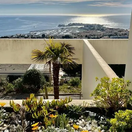 Superbe Vue Et Piscine Apartmán *